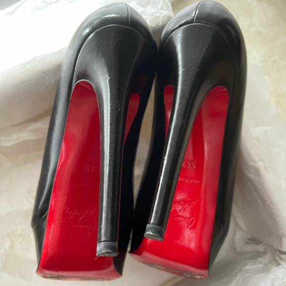 Christian Louboutin Leather Pumps - Picture 5 of 15